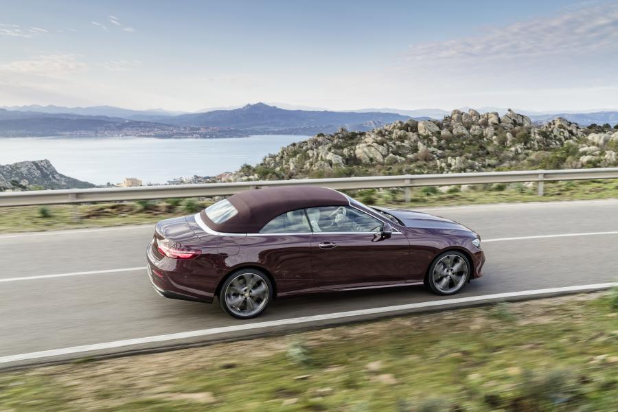  Mercedes-Benz E400 Cabriolet 25th Anniversary 2017 года  (WW) (фото 12 из 44)